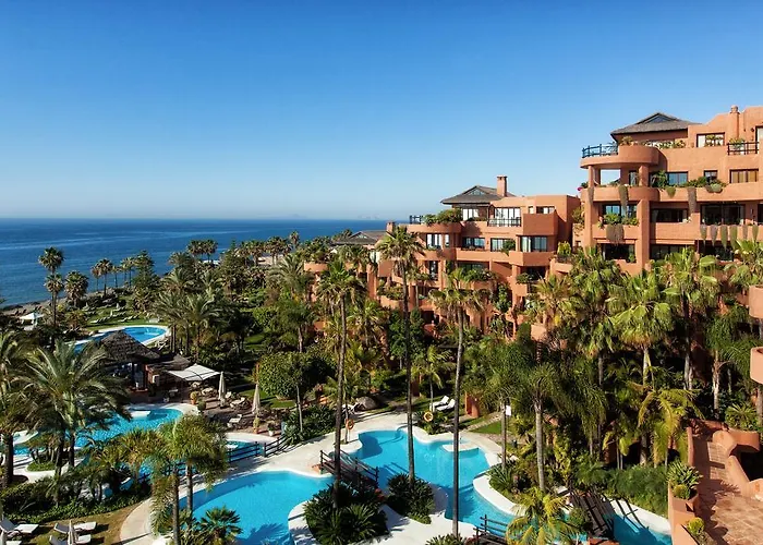 Bahía Beach Apartments Estepona
